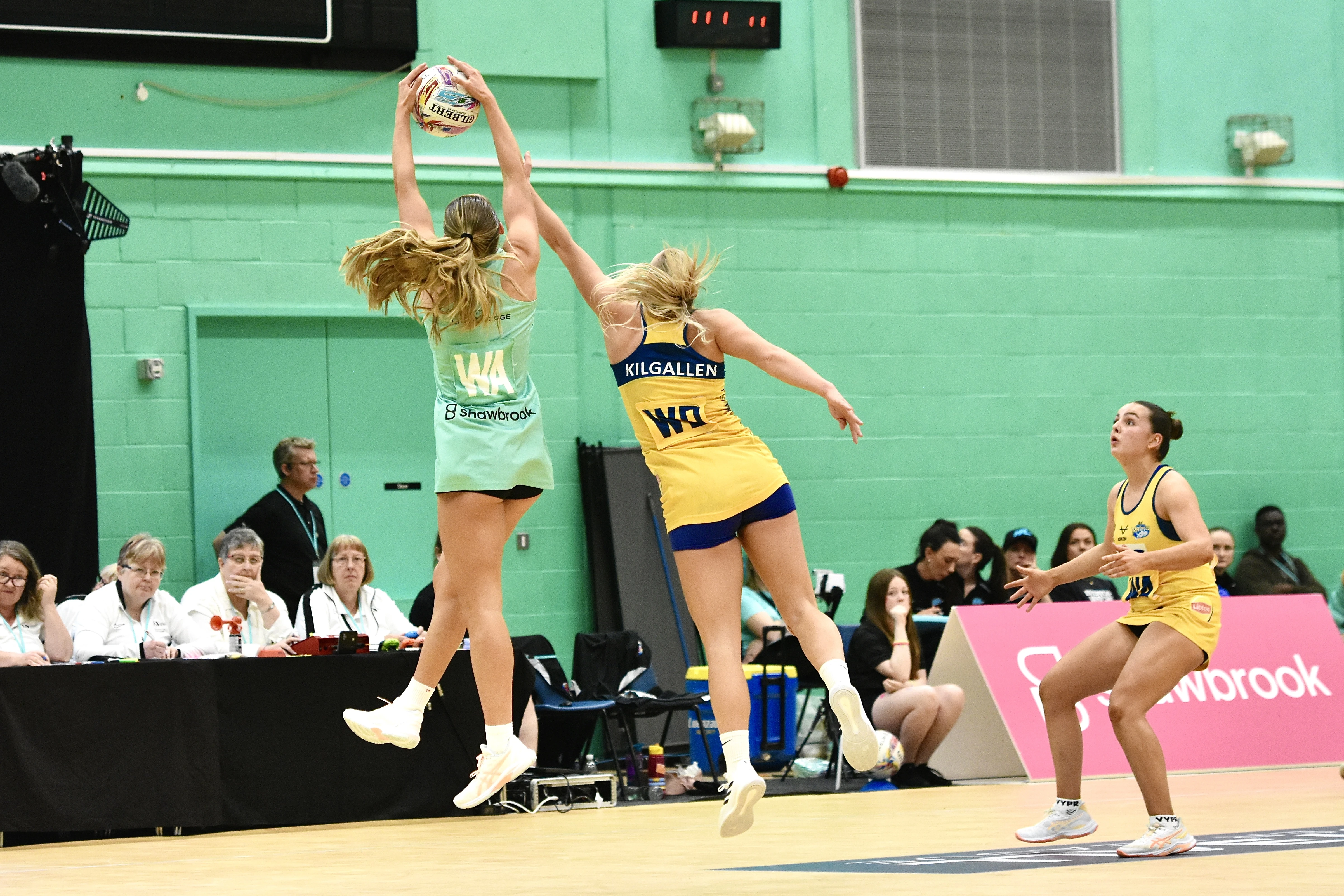 NSL Unwrapped: Lightning win battle of top two | Netball Super League